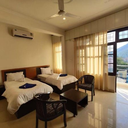 Zostel Rishikesh, Laxman Jhula Hostel Eksteriør bilde