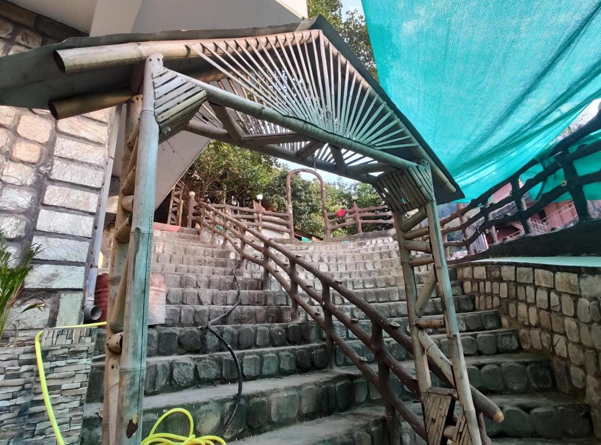 Zostel Rishikesh, Laxman Jhula Hostel Eksteriør bilde